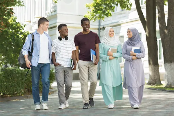 الدراسة في الخارج