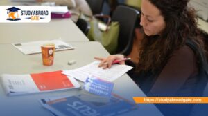 الجامعات الاسبانية التي تدرس باللغة الانجليزية
